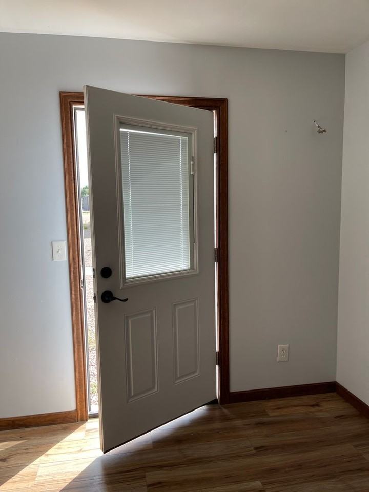 115 1/2 Gumaer Ave - Photo 2 of 14