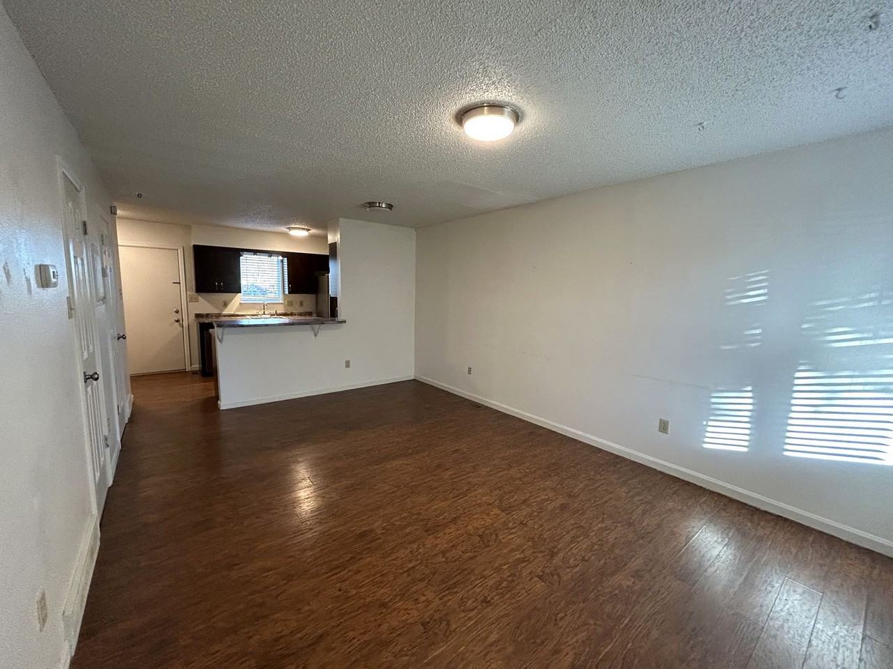 1506 4th - Photo 3 of 19