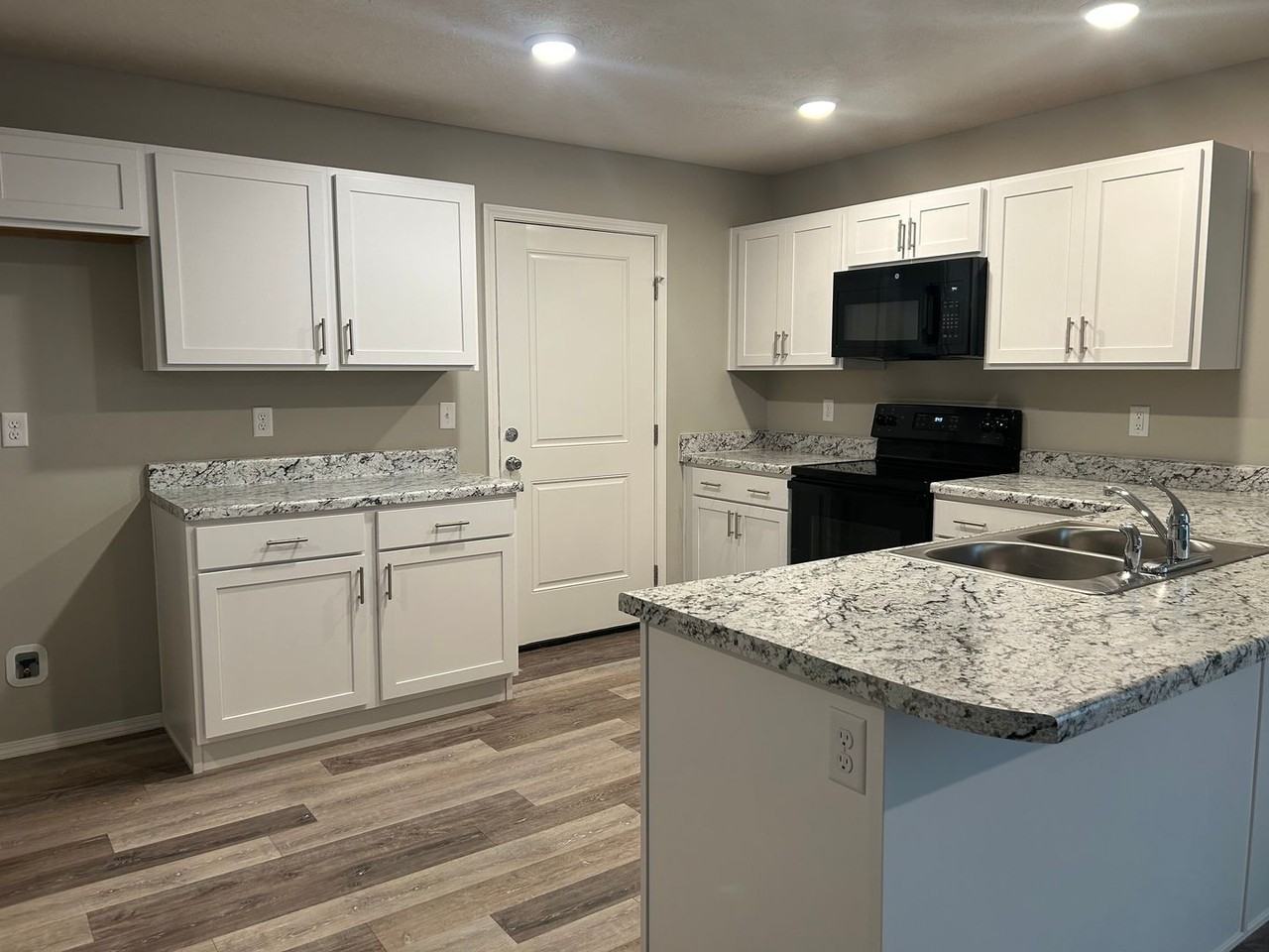 1342 S Choctaw Rd - Photo 7 of 11