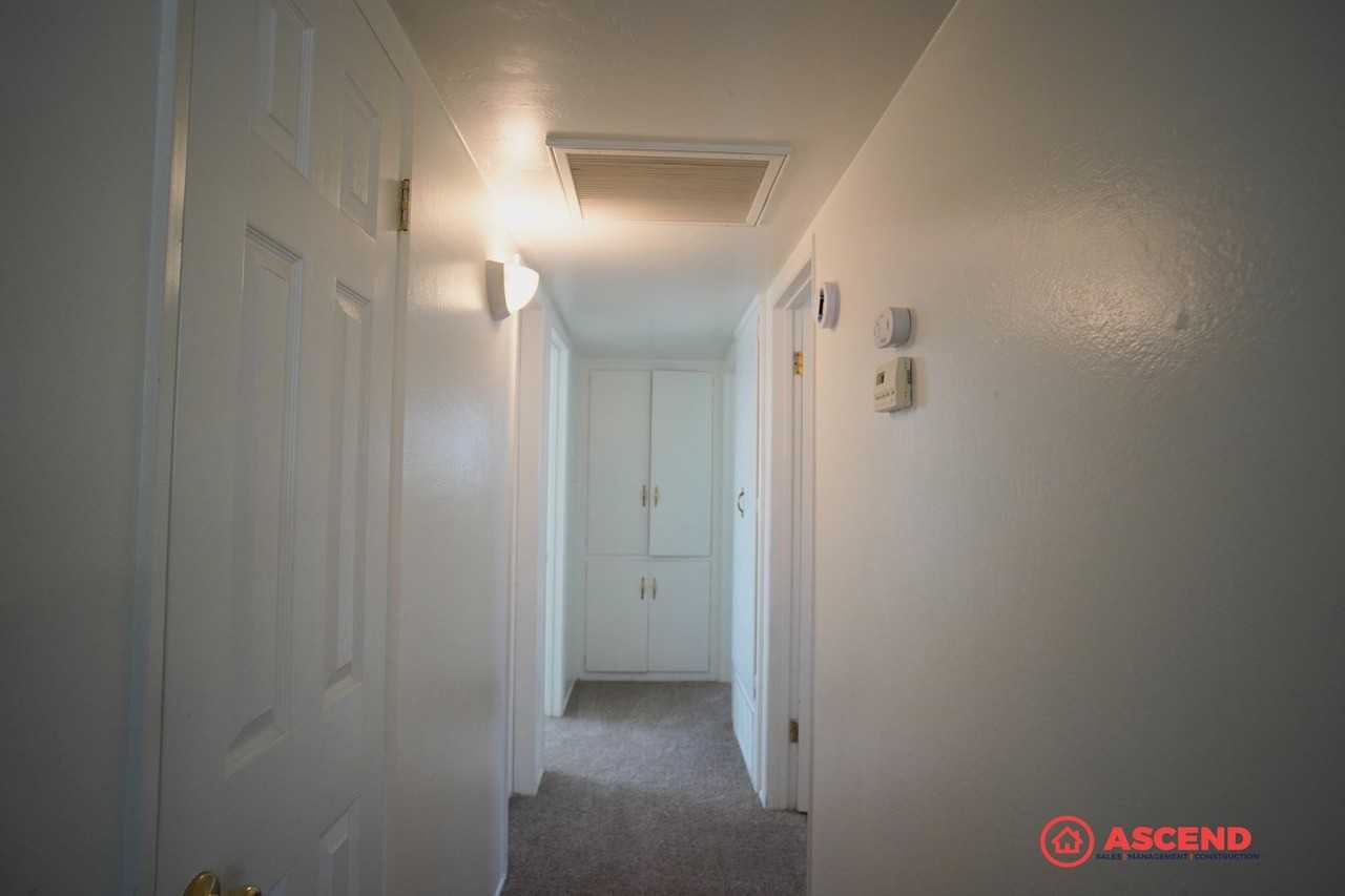 3121 Beaumont Court - Photo 7 of 18