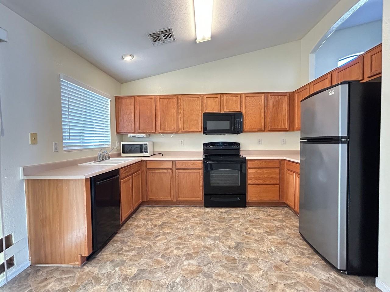 8150 North 112th Avenue - Photo 4 of 27