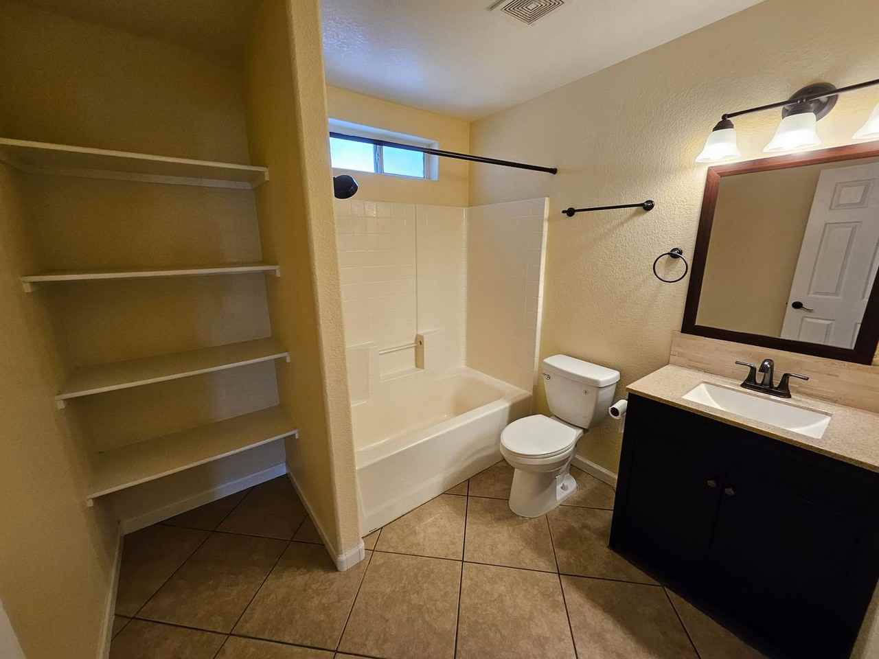 1649 Arena Dr - Photo 7 of 12