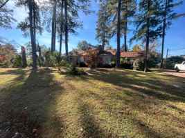 featured image of 4826 Kilbourne Rd