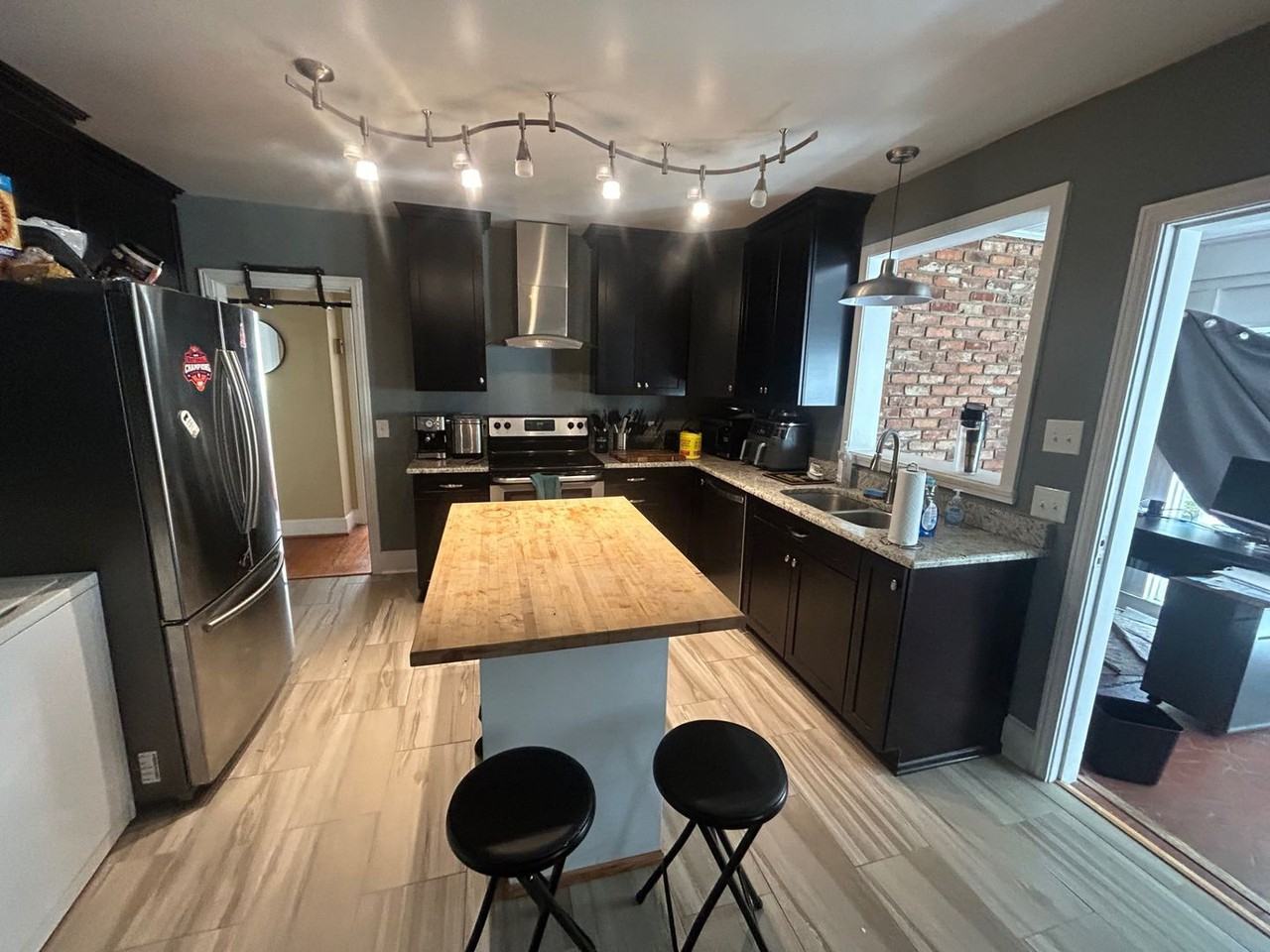 4826 Kilbourne Rd - Photo 3 of 24