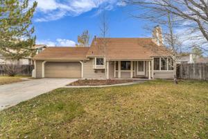 featured image of 2750 Holiday Ranch Loop Rd