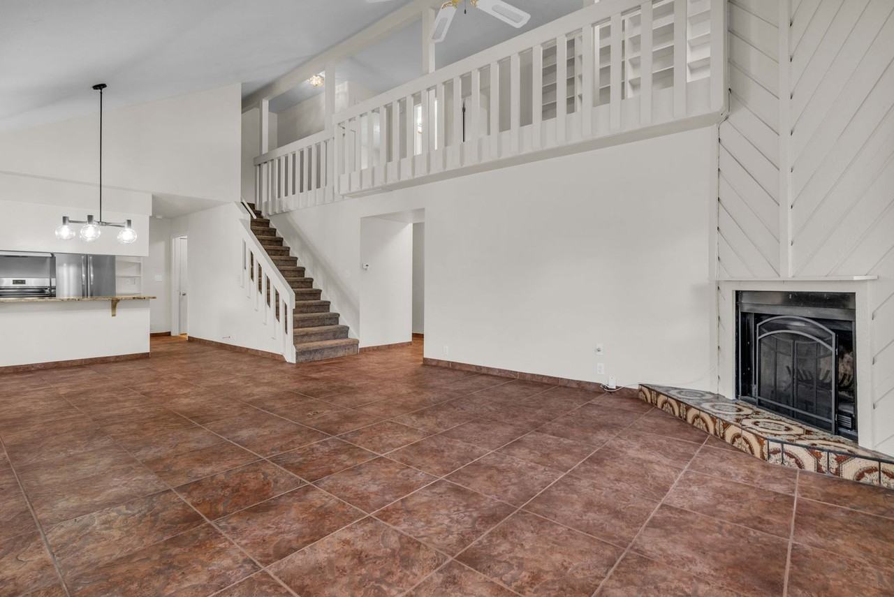 2750 Holiday Ranch Loop Rd - Photo 7 of 31