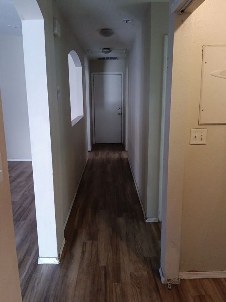 7723 Javelina Road Southwest - Photo 3 of 6