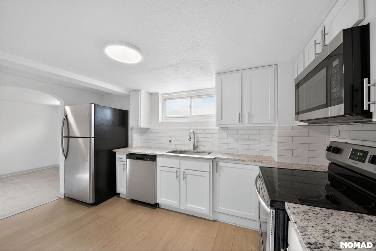 4325 S Cherokee St - Photo 6 of 29