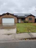 featured image of 270 Yew St