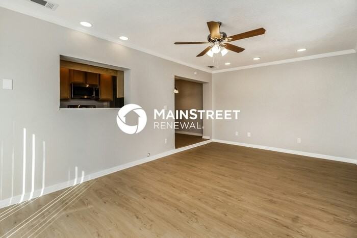 421 Kee Street - Photo 3 of 16