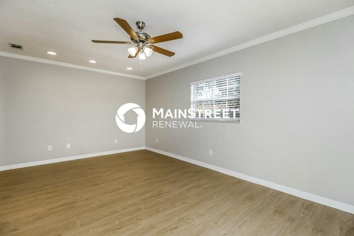 421 Kee Street - Photo 5 of 16