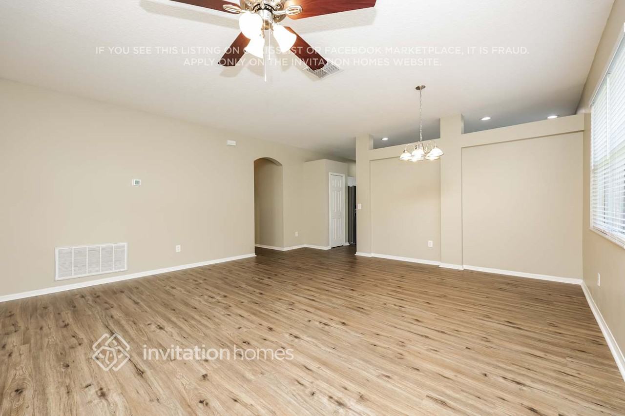 2531 Butterfly Landing Dr - Photo 3 of 17