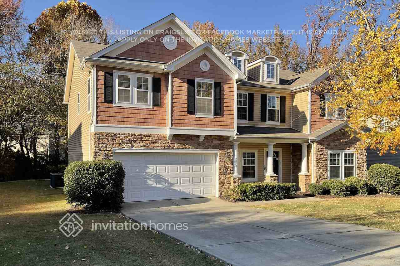 13021 Blaze Manor Ln - Photo 2 of 31