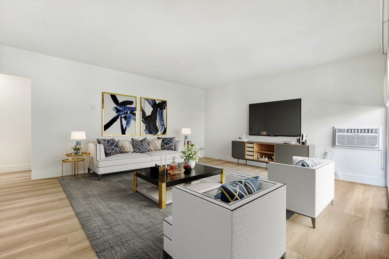 1264 N Sweetzer - Photo 2 of 38