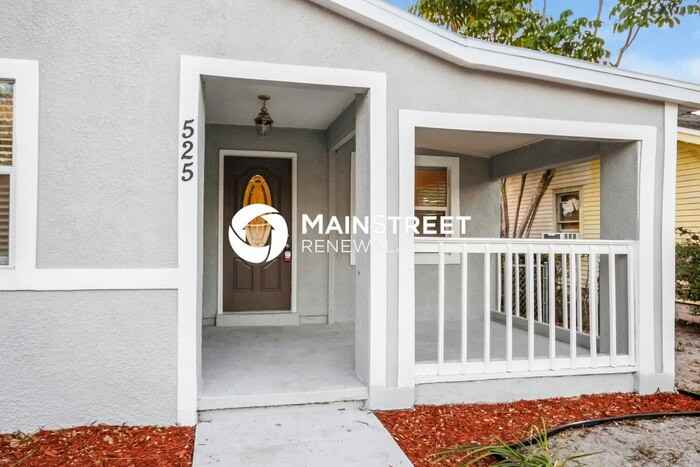 525 Braddock St S - Photo 2 of 16