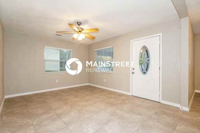 525 Braddock St S - Photo 7 of 16