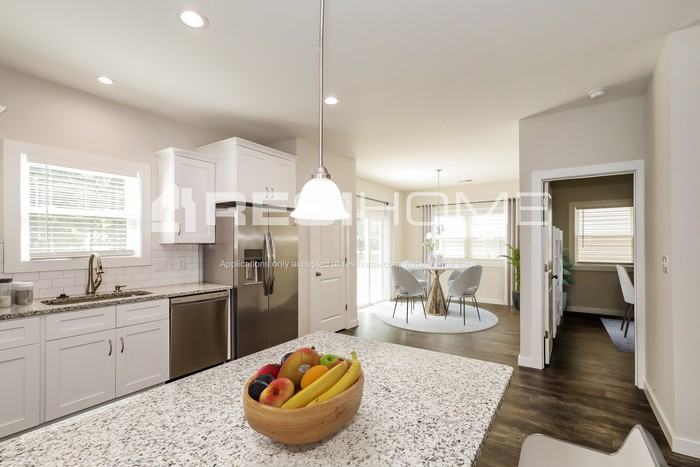 1323 Log Cabin Rd - Photo 5 of 24