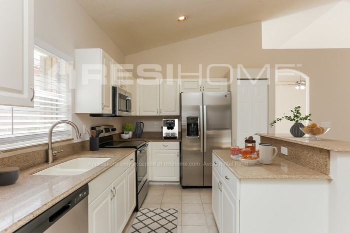 7799 Colony Lake Dr - Photo 2 of 16