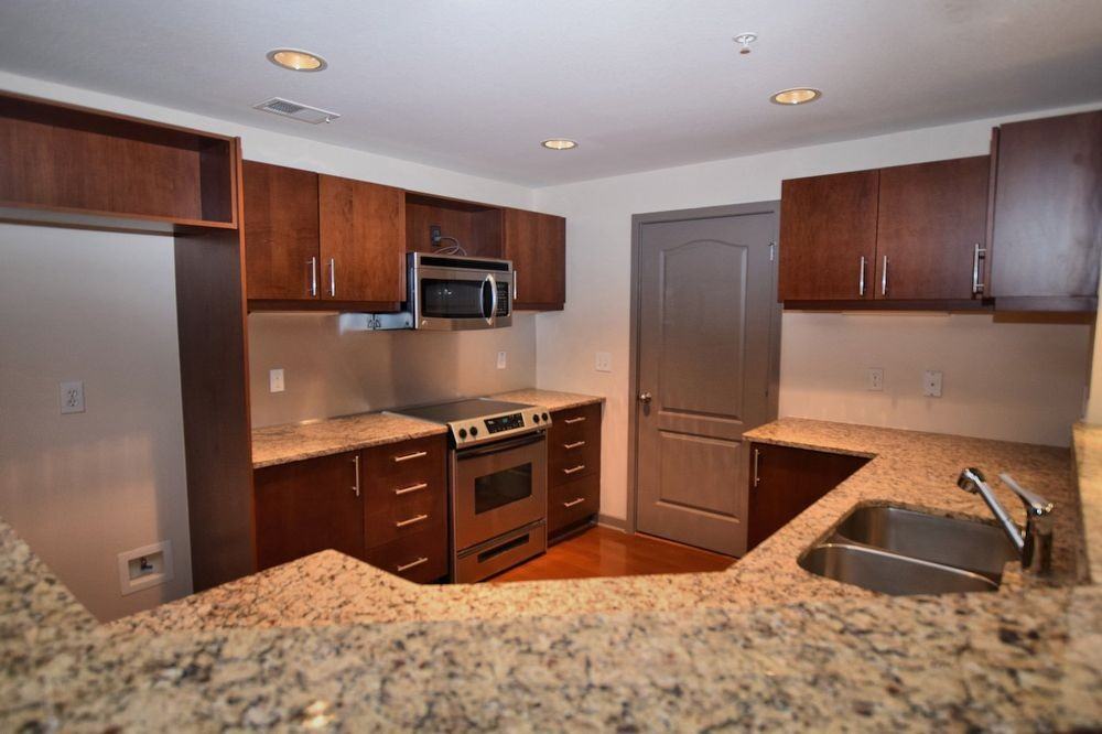 396 17th St NW - Photo 2 of 22