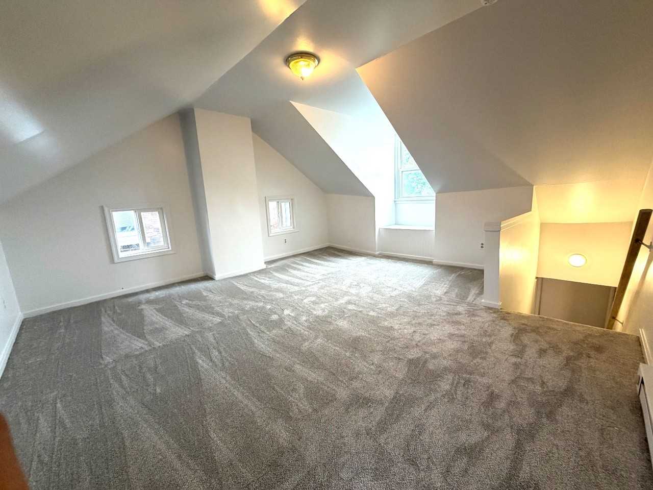 607 Salem Ave - Photo 3 of 15