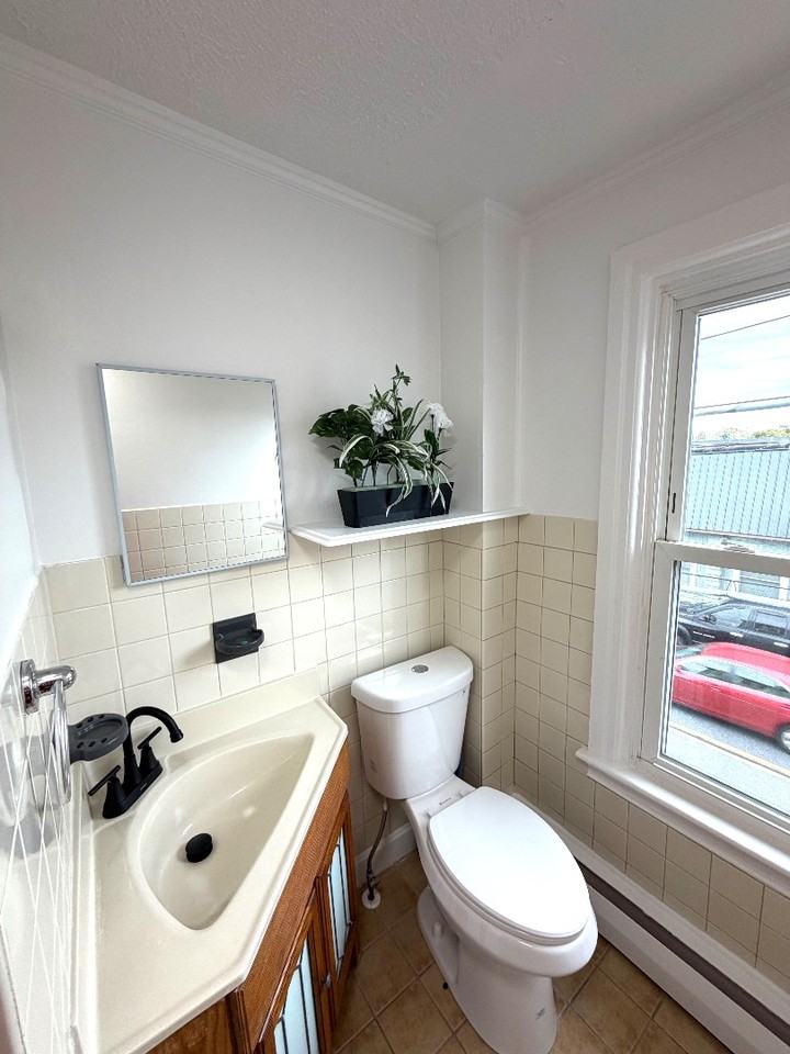 607 Salem Ave - Photo 6 of 15