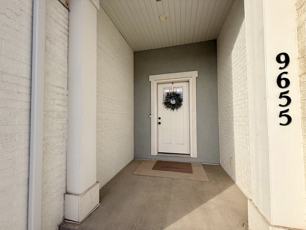 9655 N Aaron Ave #NA