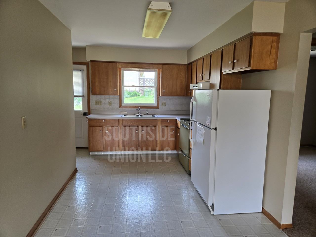 405 12th St S #1 - Photo 4 of 5