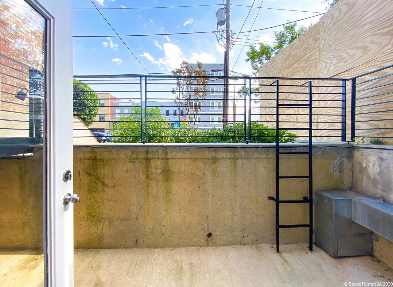 521 Kennedy St Nw #4 - Photo 6 of 19