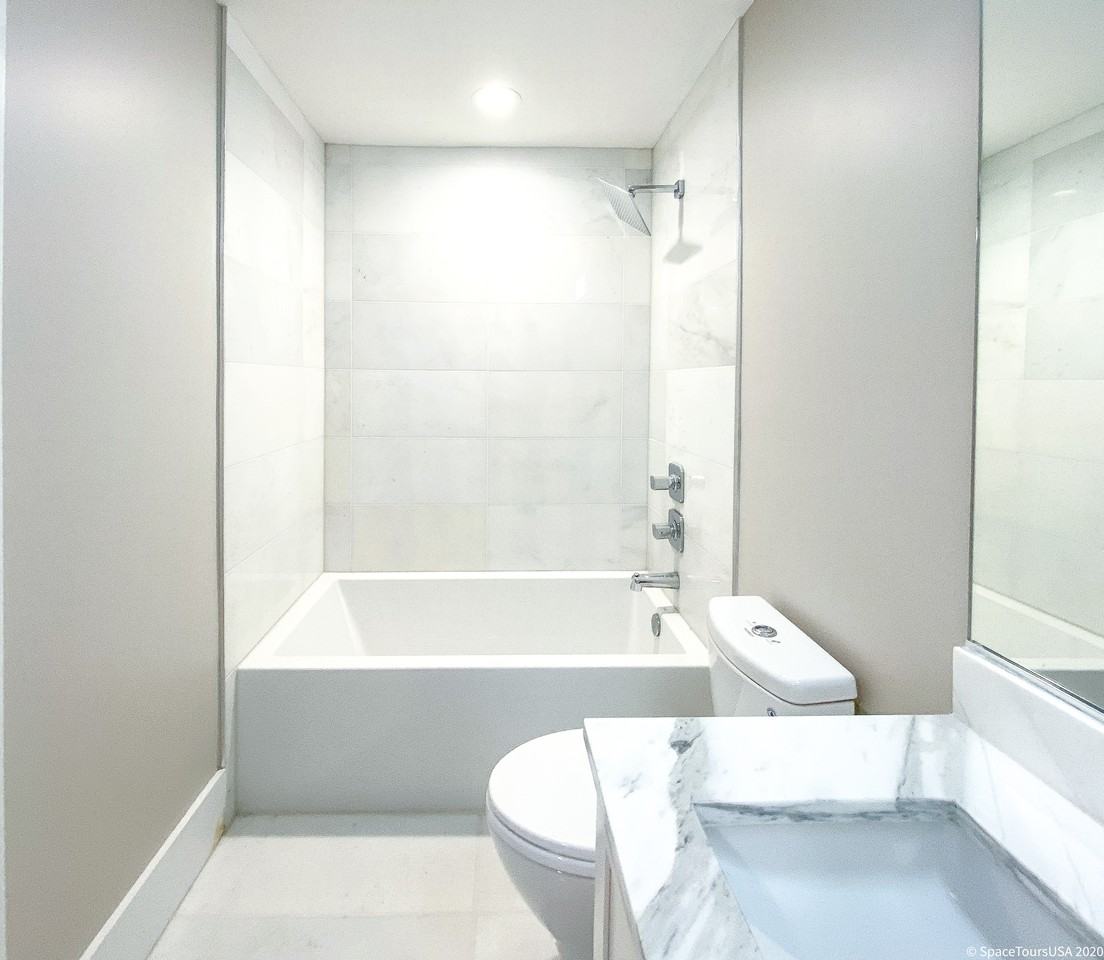 521 Kennedy St Nw #4 - Photo 7 of 19