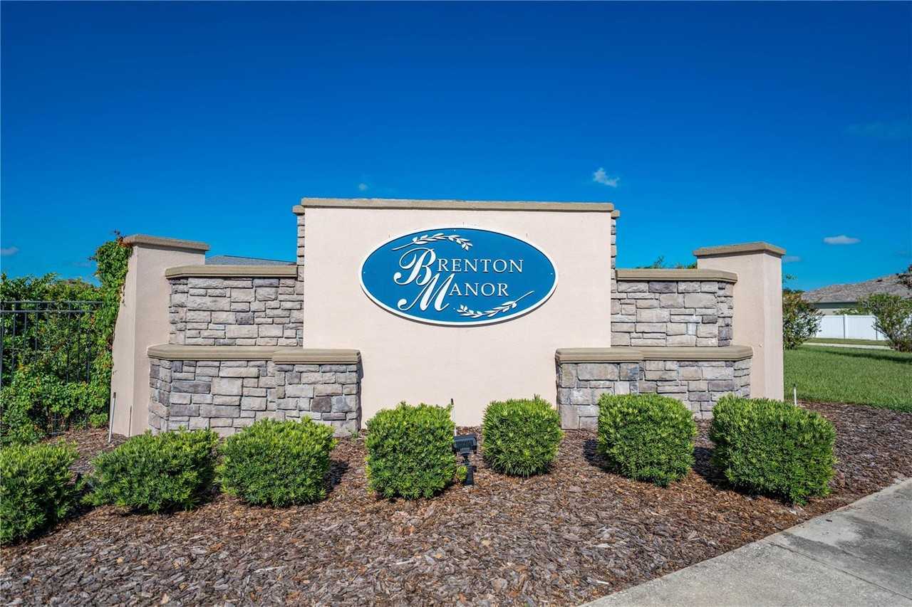 1073 Brenton Manor Dr #NA - Photo 2 of 18