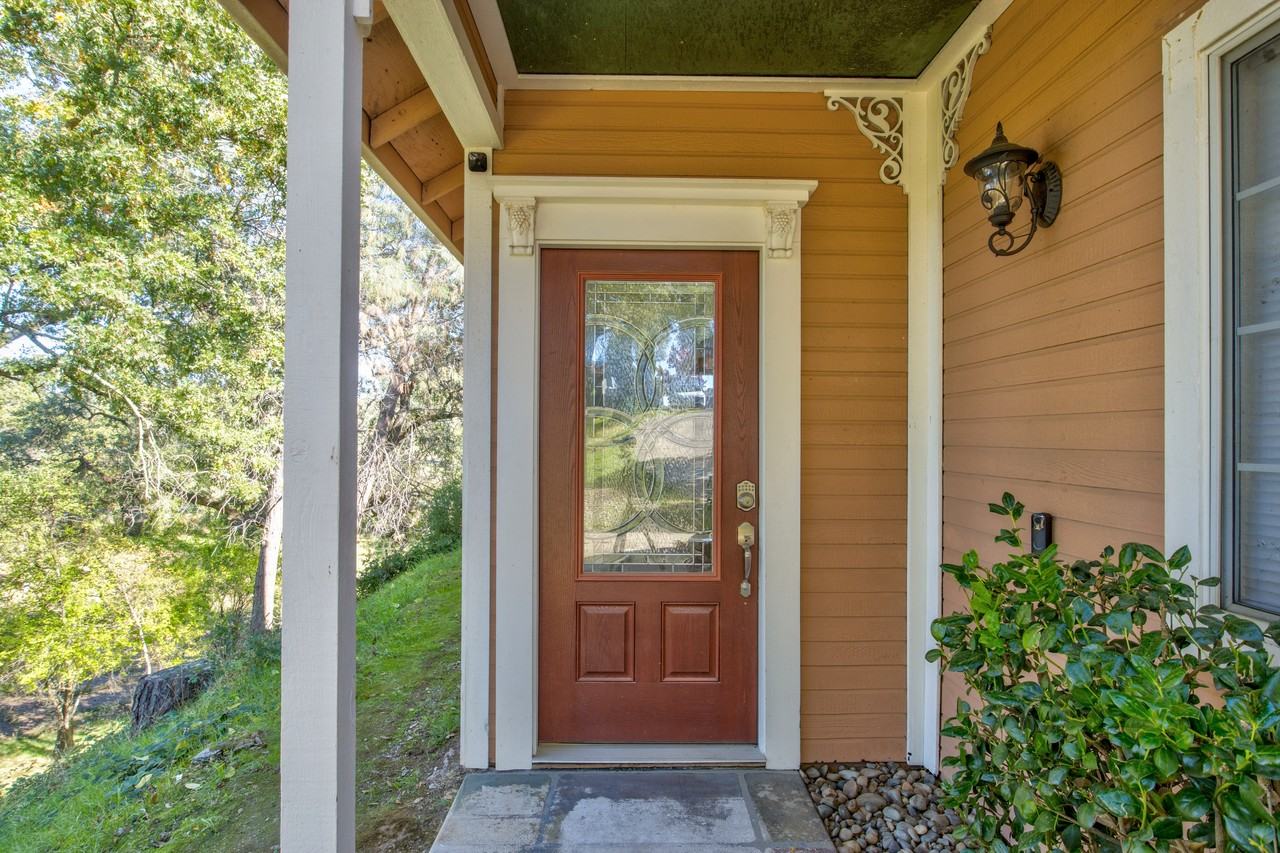 9526 Victorian Way #NA - Photo 3 of 37