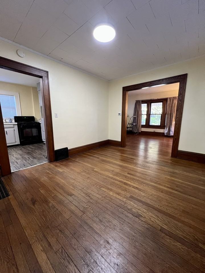 1116 Murray Ave #NA - Photo 2 of 36