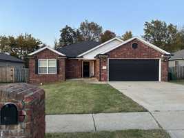 featured image of 427 E Mccann Rd #NA