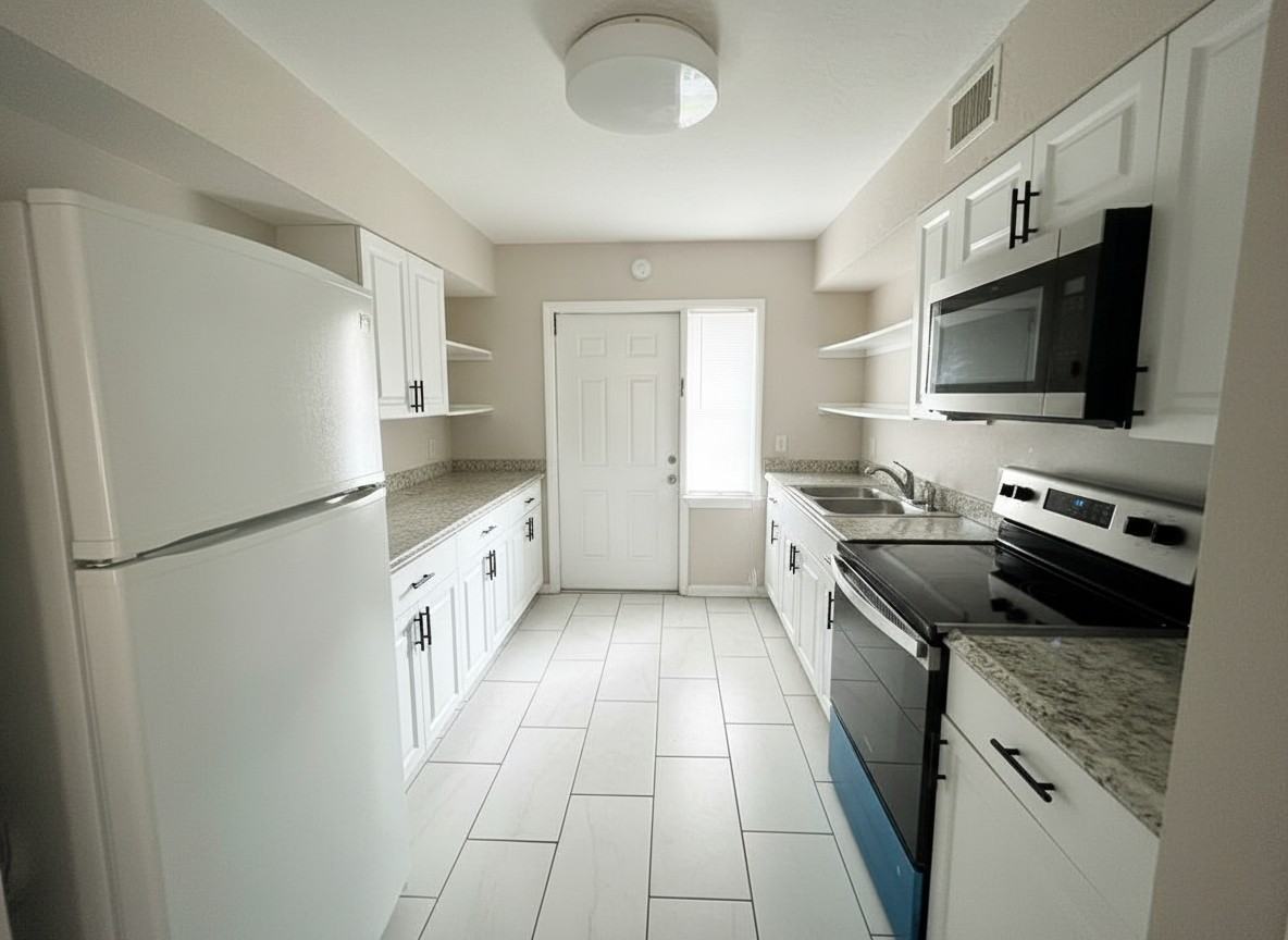 3720 Nw 115th Way #3724 - Photo 2 of 8