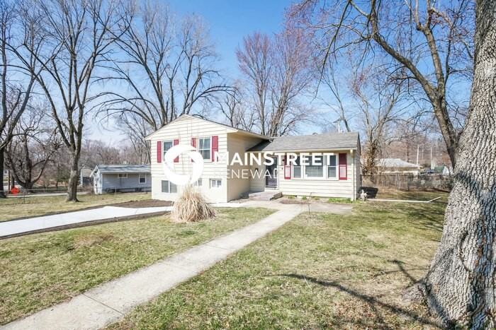 200 Westside Dr - Photo 2 of 18