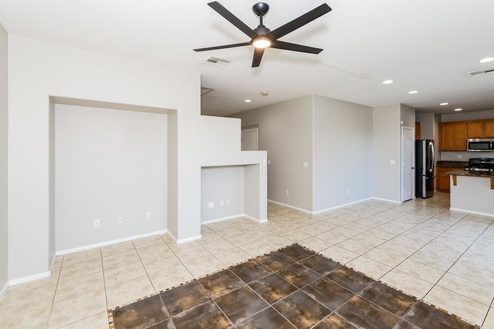 1934 Barrel Oak Avenue - Photo 6 of 17