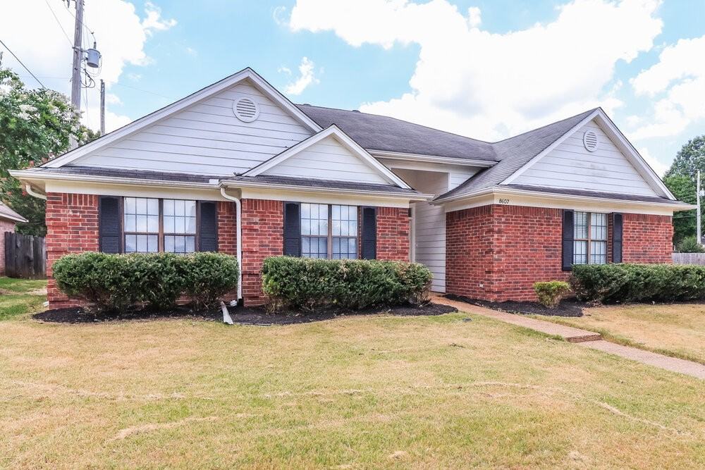 8607 Sunnyvale St N - Photo 3 of 16