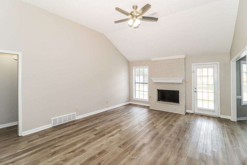 8607 Sunnyvale St N - Photo 5 of 16