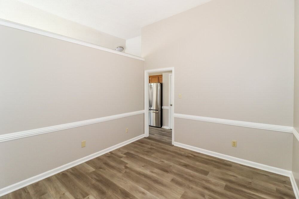 8607 Sunnyvale St N - Photo 6 of 16