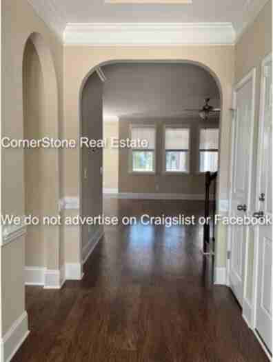 547 Micahs Way N - Photo 3 of 26