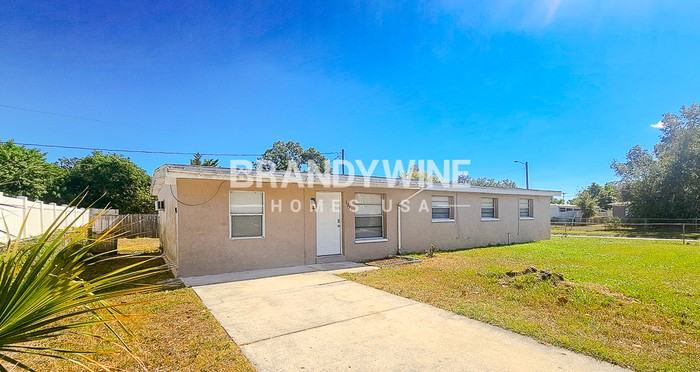 1332 Warrington Way - Photo 3 of 30