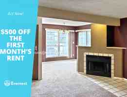 featured image of 1301 University Ave #C201