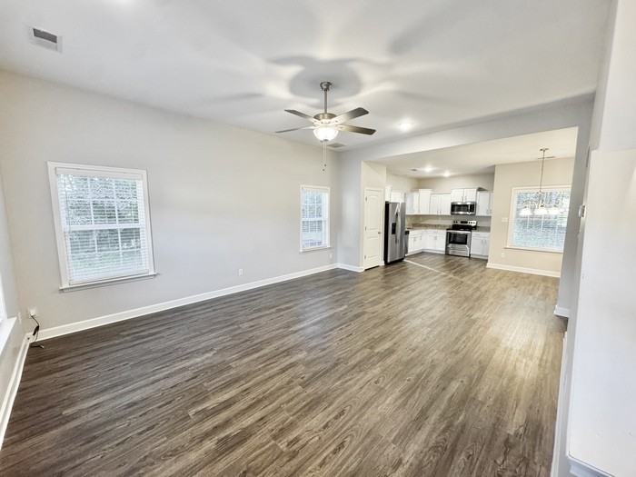 11 Katie Ln - Photo 5 of 32