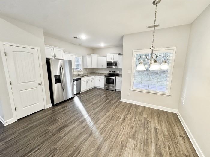 11 Katie Ln - Photo 6 of 32