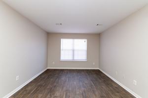 featured image of 600 W 8th St