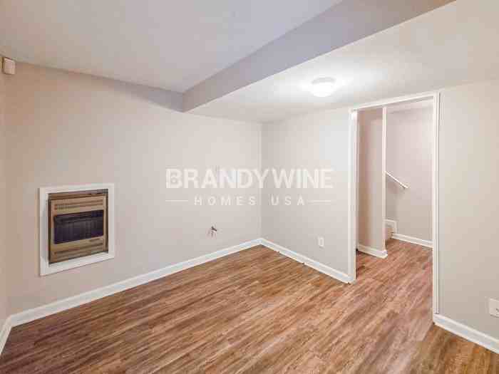 107 Lake Ter - Photo 7 of 24