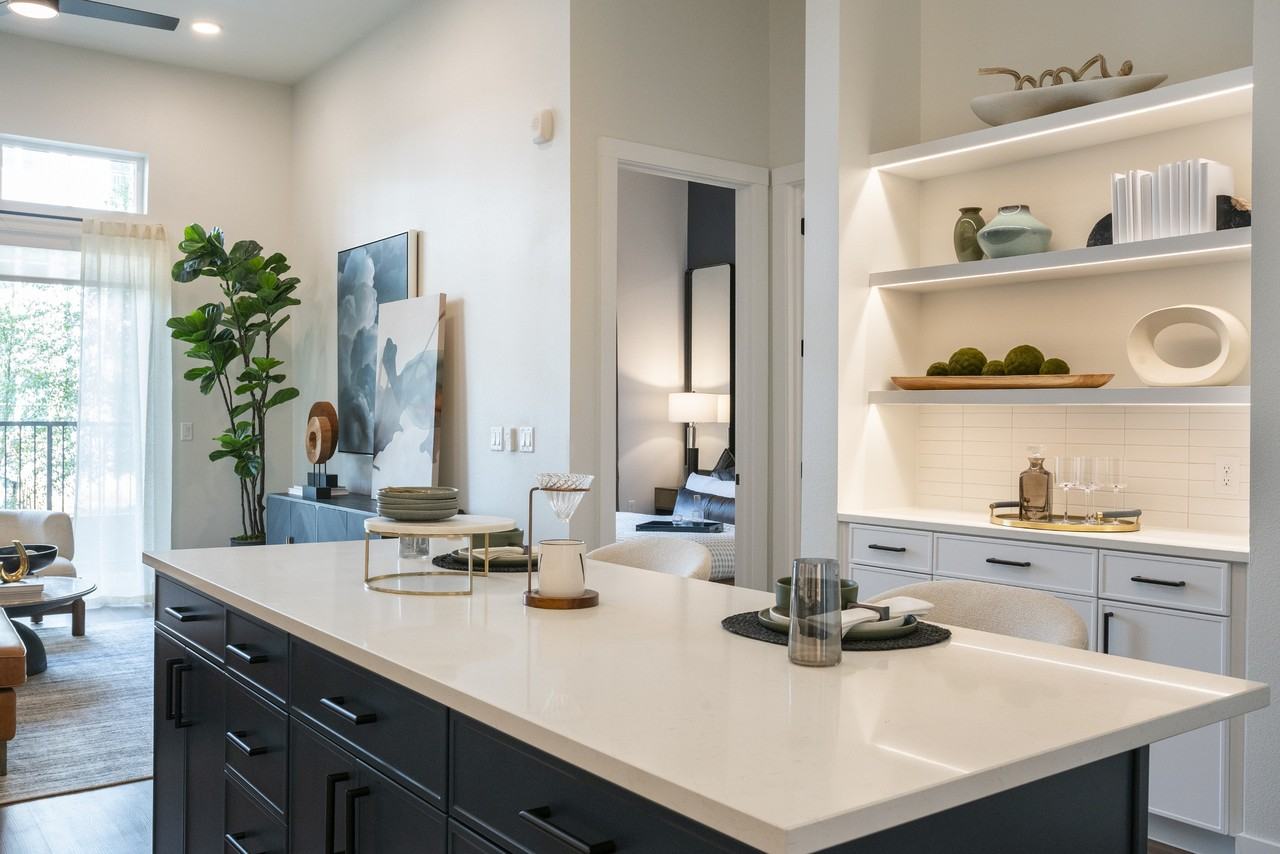 Lantower West Love - Photo 2 of 50