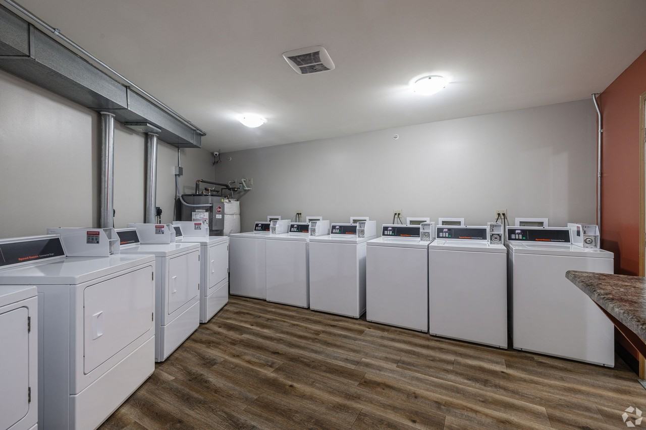 Prairie Landing - Photo 6 of 12