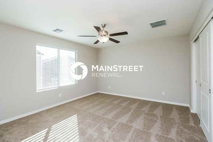 8227 W Odeum Ln - Photo 7 of 17