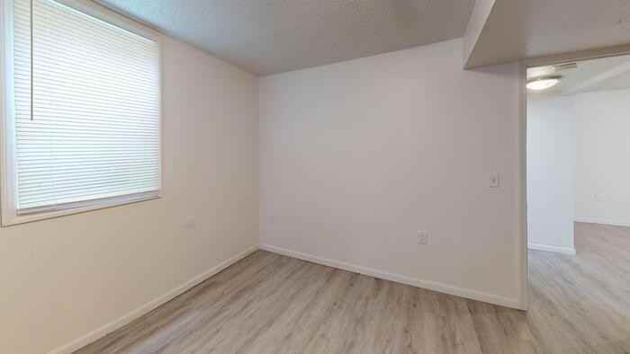 329 W Indiana Ave - Photo 4 of 19